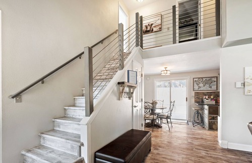 Mountain View House | Beautifully updated home in Bend, close to breweries & parks.