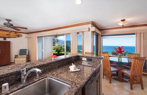 Princeville Condo | Beautifully upgraded & air conditioned Pali Ke Kua 102 - Bali Hai ocean views