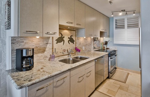 Maalaea Condo | Beautifully Upgraded, Beachfront, Ground Floor.Dream Vacation! #118
