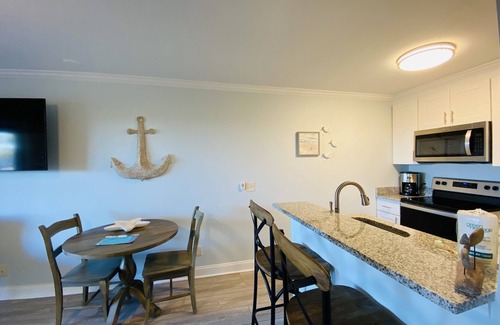 Hilton Head Island Condo | Beautifully Appointed and Newly Renovated Ocean-front Villa - Heated Pool