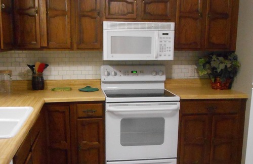 Hot Springs Village House | BEAUTIFULLY DECORATED MADRID COURTS TOWNHOME -NO SMOKING/NO PETS