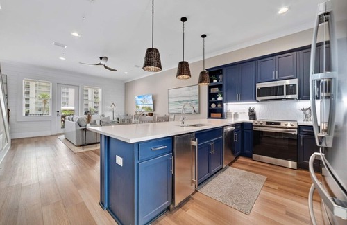 Gulf Shores House | Beauty @ the Beach-3 Bedroom House-Beach across the street-Pool-Perfect location