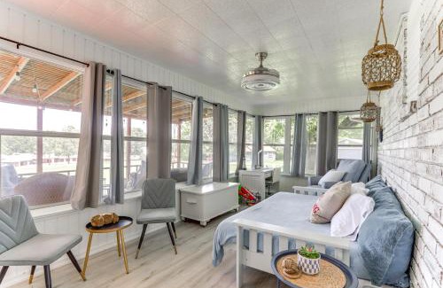 Springdale House | Beaver Lake Retreat with Deck Paddle, Bike, Relax!