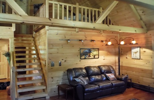 Bridgewater Corners Cabin | Beaver Lodge Log Cabin - Killington - Perfect All Seasons - Timeless Experience