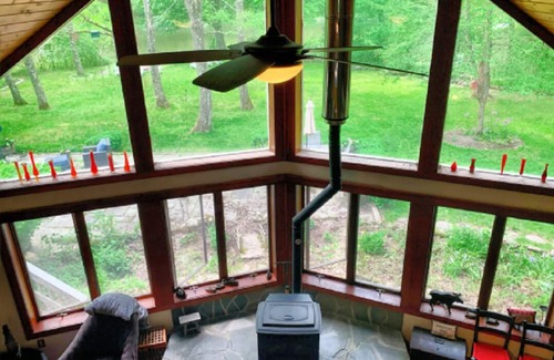 East Branch House | Beaverkill river front fly fishing cozy cabin hideaway.
