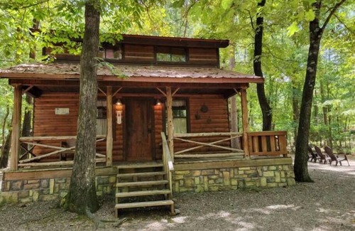 Broken Bow Cabin | Beavers Hideaway: Sleeps 6