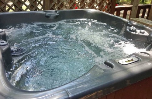 Broken Bow Cabin | Beavers Hideaway: Sleeps 6
