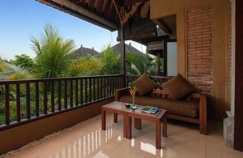 Peliatan Resort | Bebek Tepi Sawah Restaurant & Villas