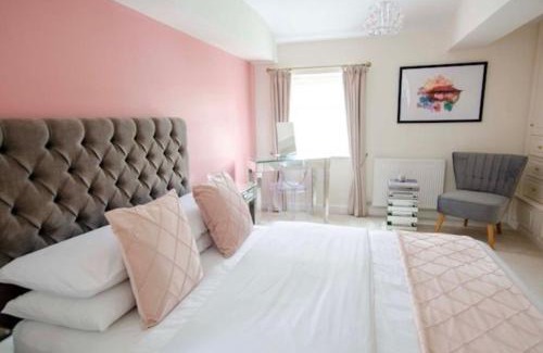 Harrogate House | Beckwith House