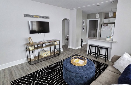 Ironwood House | Becky's Bee Hive, Clean, Cozy, Affordable and Family Friendly!