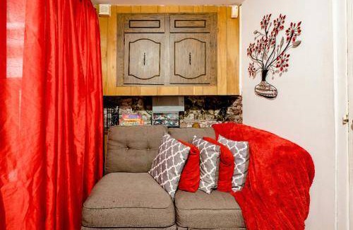 Southeast Yonkers Bed & Breakfast | Bed and breakfast ∙ 1 bedroom ∙ 2 guests