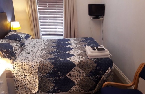 Douglas Bed & Breakfast | Bed and Blueberry ****