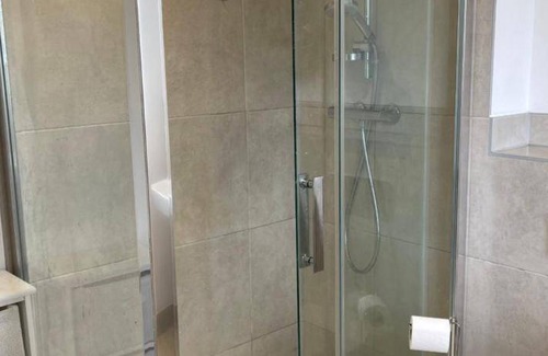 Horley Bed & Breakfast | Bed and breakfast ∙ 1 bedroom ∙ 2 guests