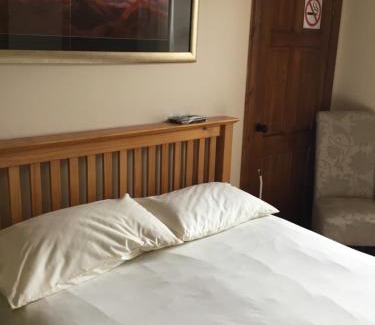 Thurso Bed & Breakfast | Bed and Breakfast at 4