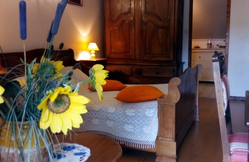 Loubajac House | Bed and breakfast at the farm, Lourdes, Pyrenees, ANOUSTA