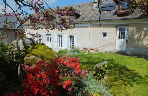 Loubajac House | Bed and breakfast at the farm, Lourdes, Pyrenees, ANOUSTA