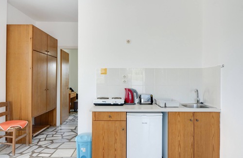 Mastichari Bed & Breakfast | Bed and Breakfast 'Ilios and Irene 10' with Shared Terrace, Wi-Fi and Air Conditioning