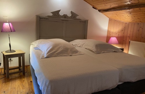 Seissan Bed & Breakfast | Bed and breakfast in restored Gascon house 2 km from shops.