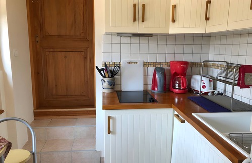 Barr Bed & Breakfast | Bed and Breakfast 'Roteluft - Pablo' with Private Terrace and Wi-Fi