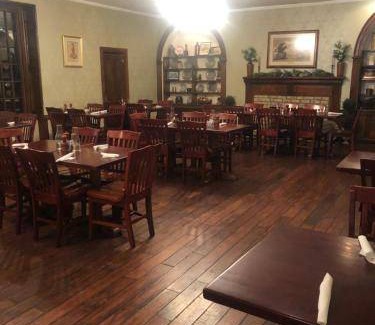 Bardstown Bed & Breakfast | Bed and breakfast ∙ 4 guests