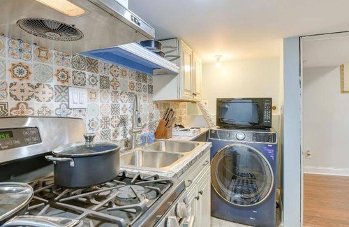 Hyattsville Bed & Breakfast | Bed and breakfast ∙ 6 guests