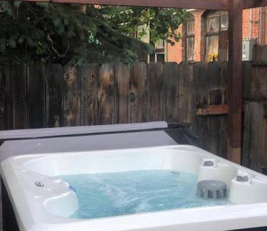 Silverton Bed & Breakfast | Bed and breakfast ∙ 2 bedrooms ∙ 127 guests