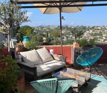Cagnes-sur-Mer House | Bed & Breakfast Les Hauts de Cagnes vue mer et montagne