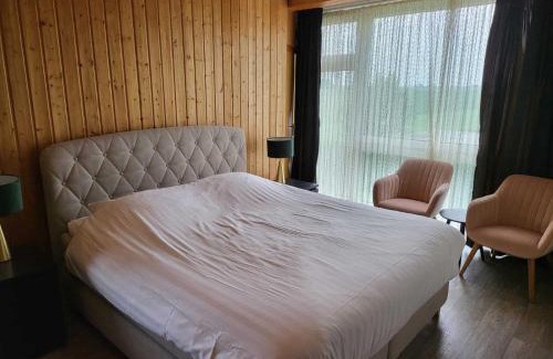 Ditzumerverlaat Bed & Breakfast | Bed & Breakfast Rheiderland