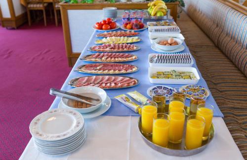 Podstrana House | Bed & Breakfast Senator
