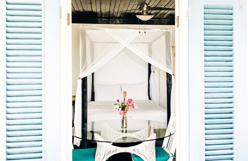 Port Antonio Bed & Breakfast | Bed & Breakfast with Lovely Pool and Breathtaking Views