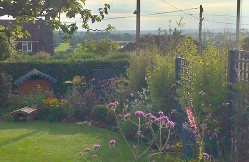 Sturminster Newton House | Bed@BroadOak