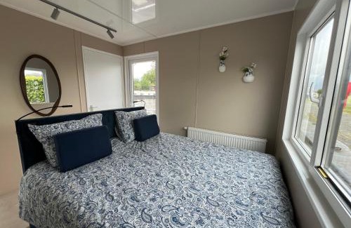 Bunschoten Apartment | Bed en B-ootje