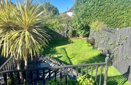Beddington North House | Beddington Park Lodge East