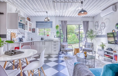 The Reeds Apartment | Bedford Manor