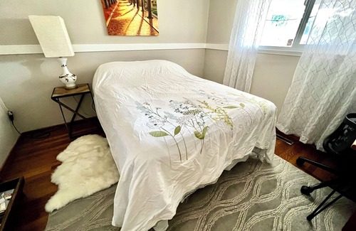 Sunnyvale West House | Bedrm & Bath with large backyard in charming house in Sunnyvale!