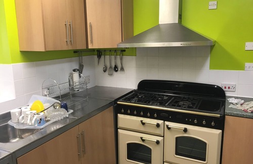 Winterbourne House | BedrockLodge Buisness Centre HolidayLets