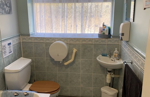 Winterbourne House | BedrockLodge Buisness Centre HolidayLets