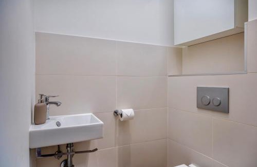 Ferney-Voltaire Apartment | Bedroom 5 - Cosy and Chic - COLIVING