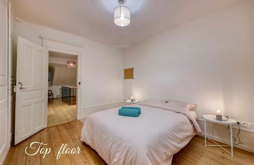 Ferney-Voltaire Apartment | Bedroom 5 - Cosy and Chic - COLIVING