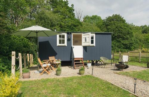 Oakford House | Bedwen