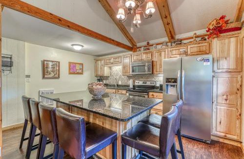 Sugar Mountain Apartment | Bee Branch 24