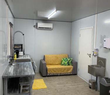 Huahine House | BEE LOCAL LABHOUSE