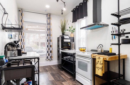 Central City Apartment | Beehive by Cloud Dream Homes