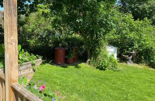 Reepham House | Beekeeper's Cabin