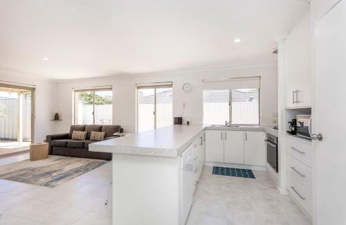 Beeliar House | Beeliar Family Home