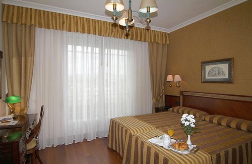 El Pison Hotel | Begoña Park