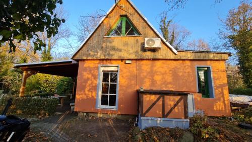 Hohenthurm House | Behagliches Haus mit Kamin und Wärmepumpe