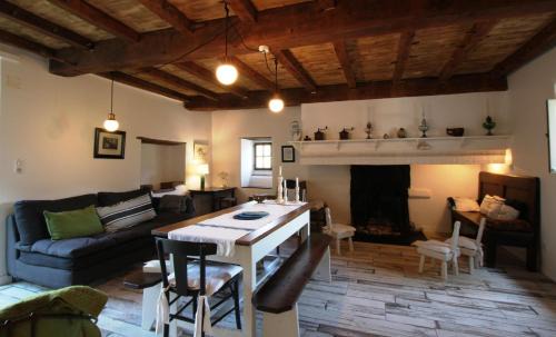 Sainte-Engrace House | Behiagoitia
