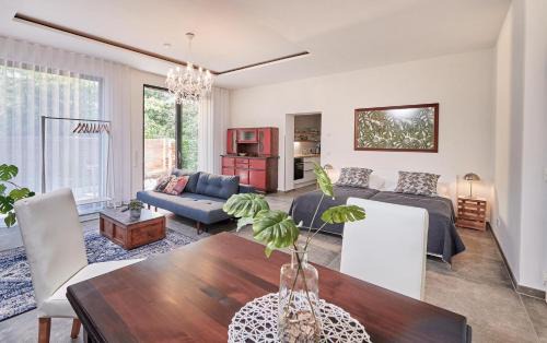 Boehlen House | Bei Meyers Schlafen & Feiern