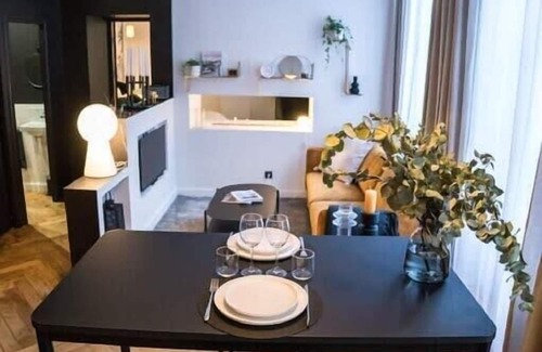 Saint-Etienne Apartment | Beige hospitalité - ꧁༺ 𝓢𝓲𝓶𝓸𝓷𝓮 ༻꧂ hypercentre ultra haut de gamme